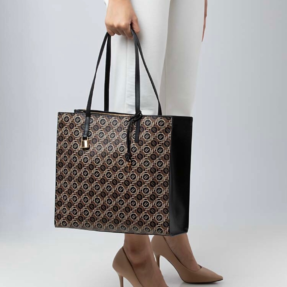 Marc Jacobs Black and Tan Patterned Tote - Picture 2 of 14